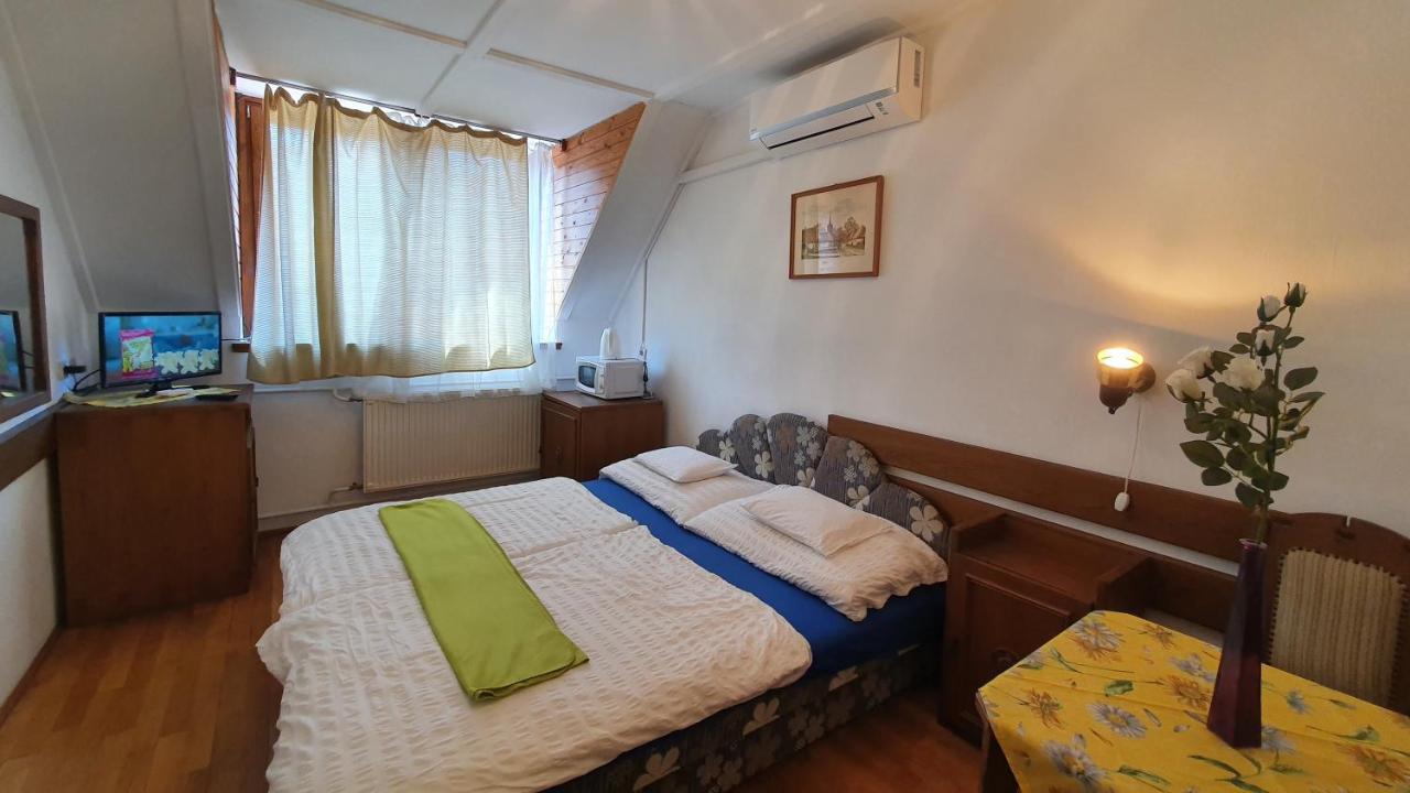 Harmonia Apartmanhaz Balatonlelle Exterior foto