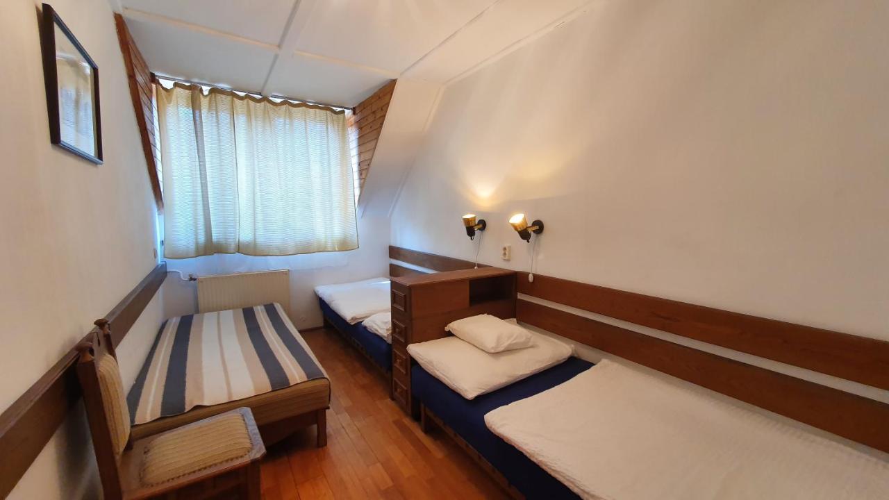 Harmonia Apartmanhaz Balatonlelle Exterior foto