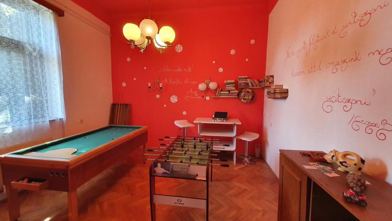Harmonia Apartmanhaz Balatonlelle Exterior foto